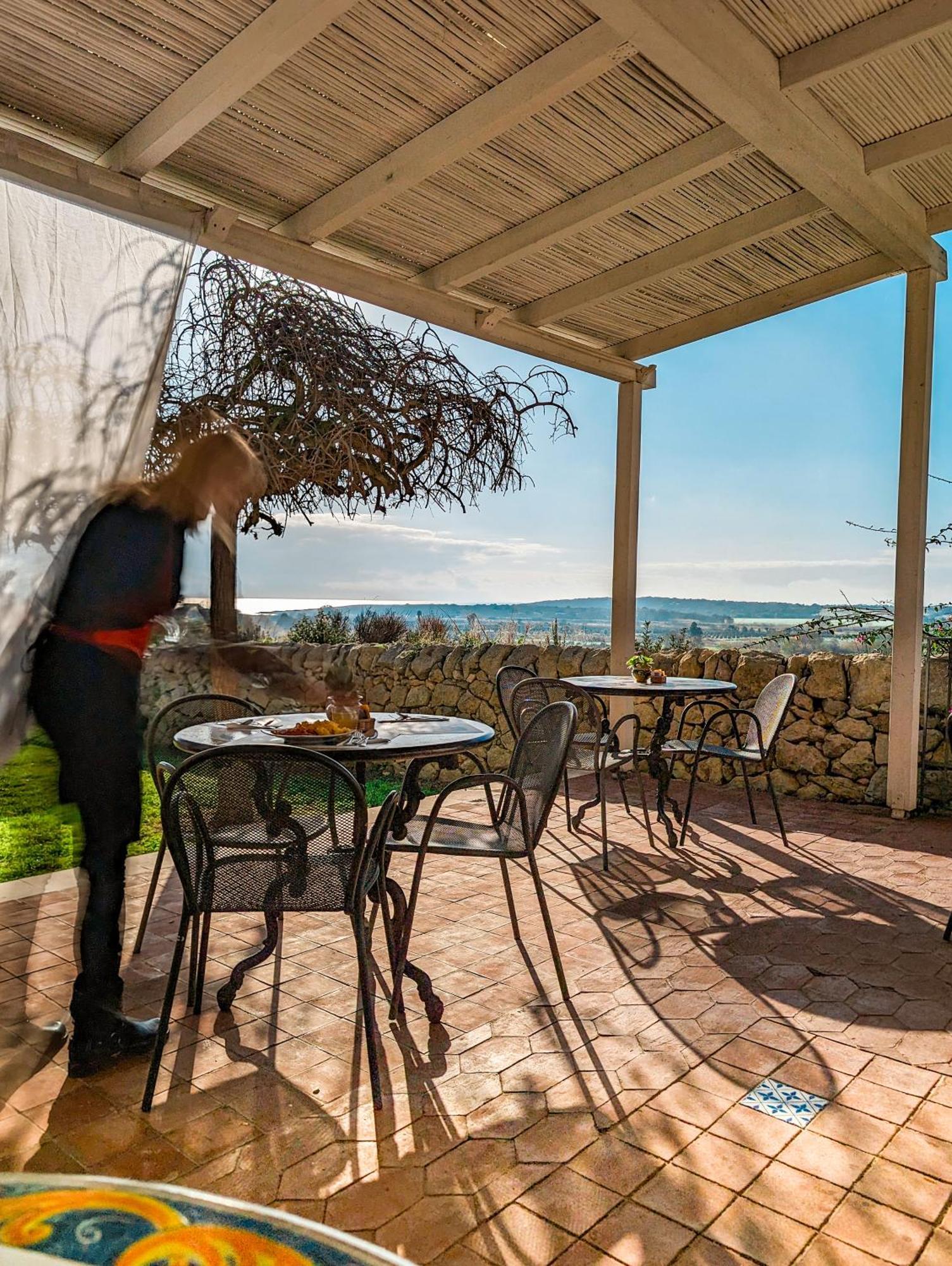 Hotel La Corte Del Sole Lido di Noto Luaran gambar