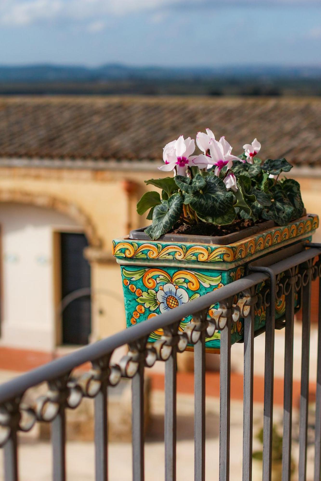 Hotel La Corte Del Sole Lido di Noto Luaran gambar