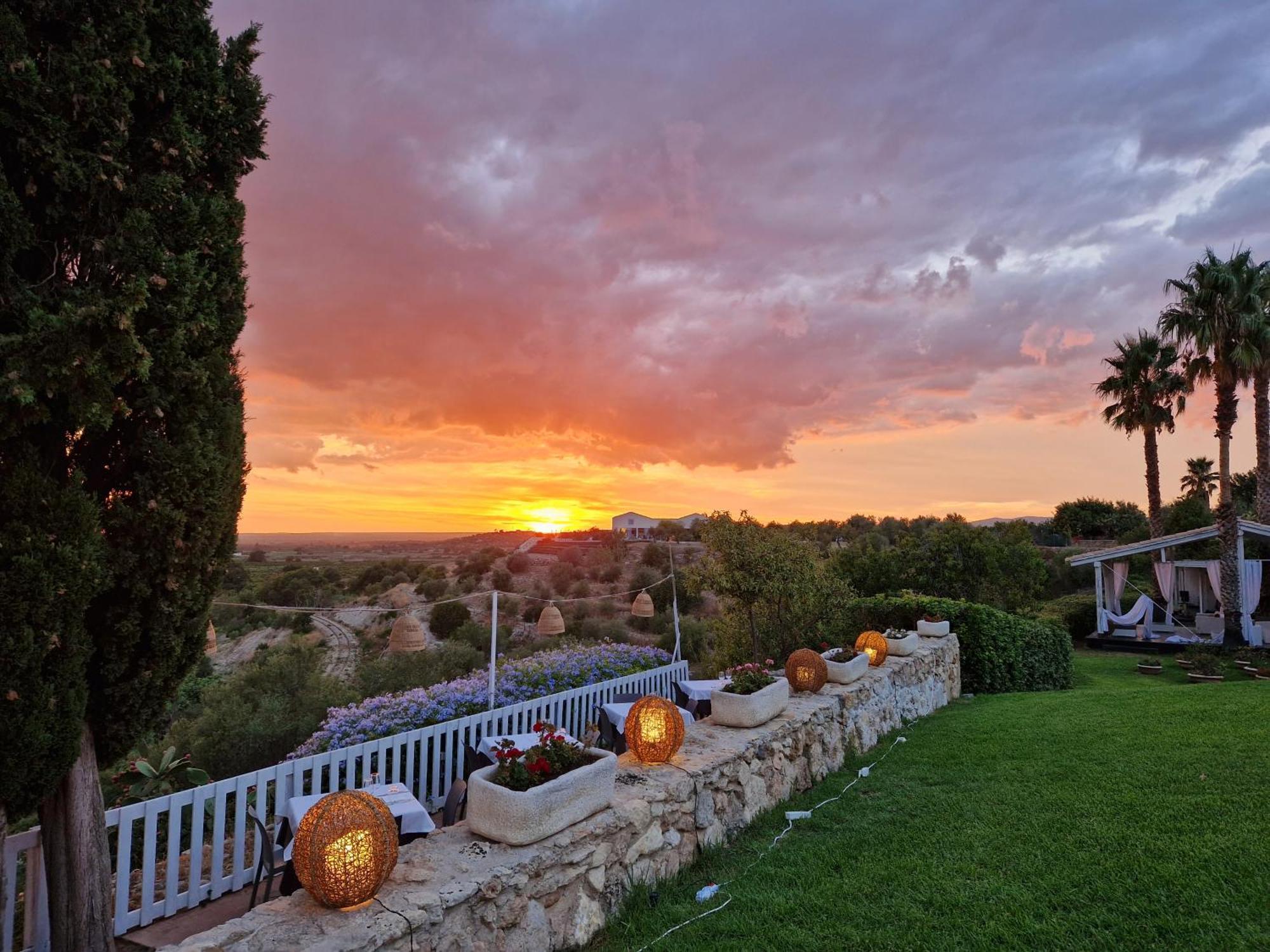 Hotel La Corte Del Sole Lido di Noto Luaran gambar